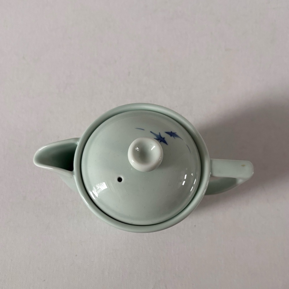 Hand Painted One Person Teapot with Blue Swimming Fish Design - Picture 6 of 11